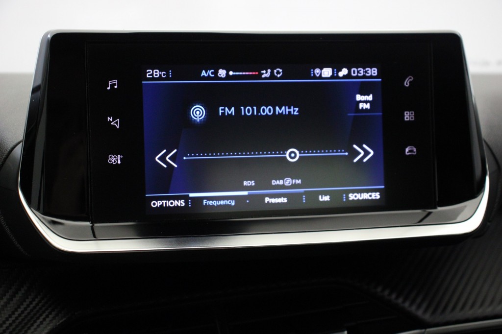 Peugeot 2008 (J492GR) met abonnement