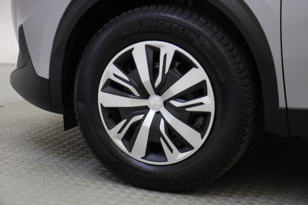Peugeot 2008 (J492GR) met abonnement