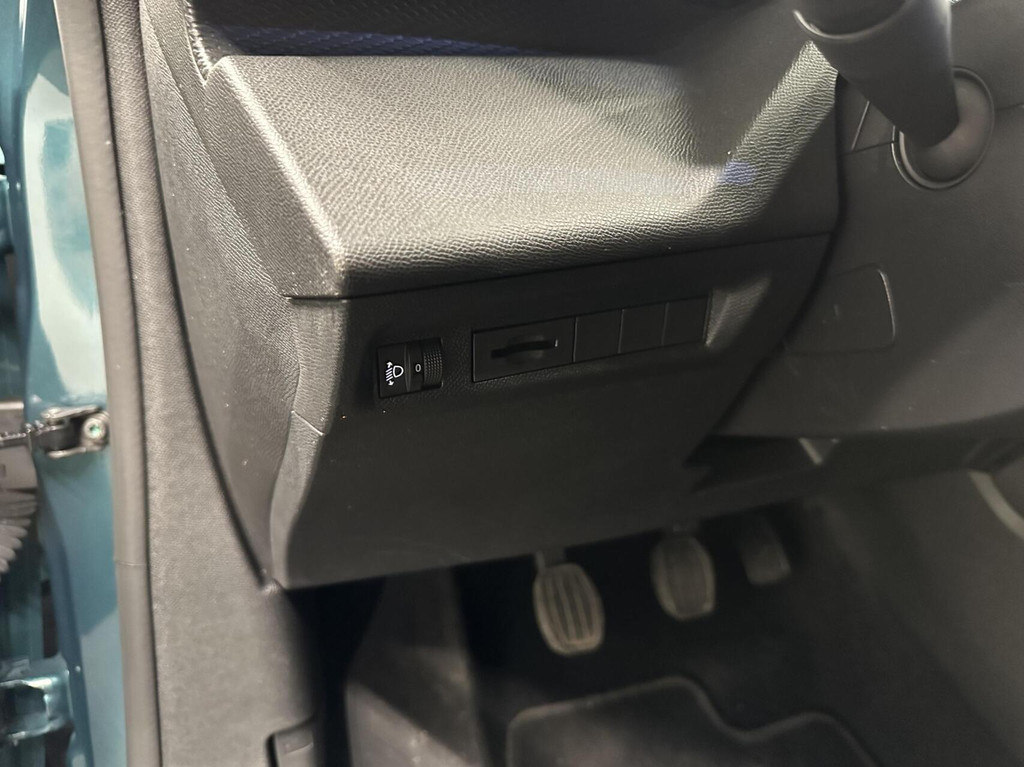 Peugeot 308 (P570XZ) met abonnement