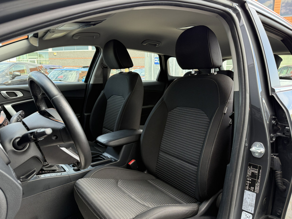 Kia Ceed Sportswagon (Z837FT) met abonnement