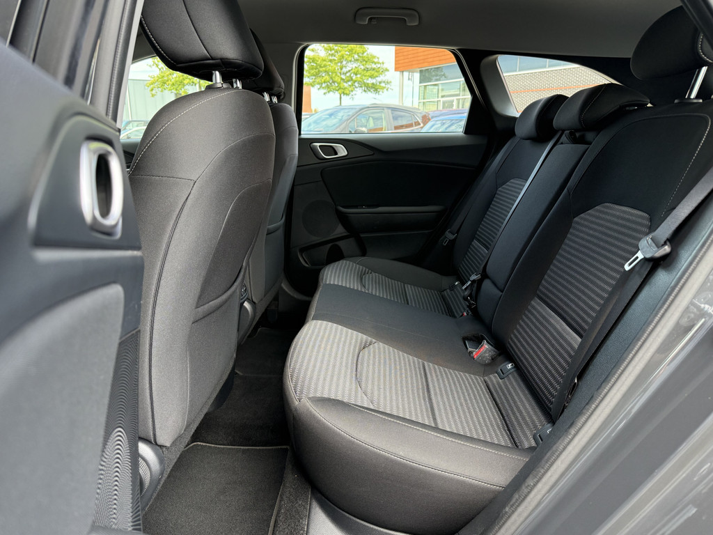 Kia Ceed Sportswagon (Z837FT) met abonnement