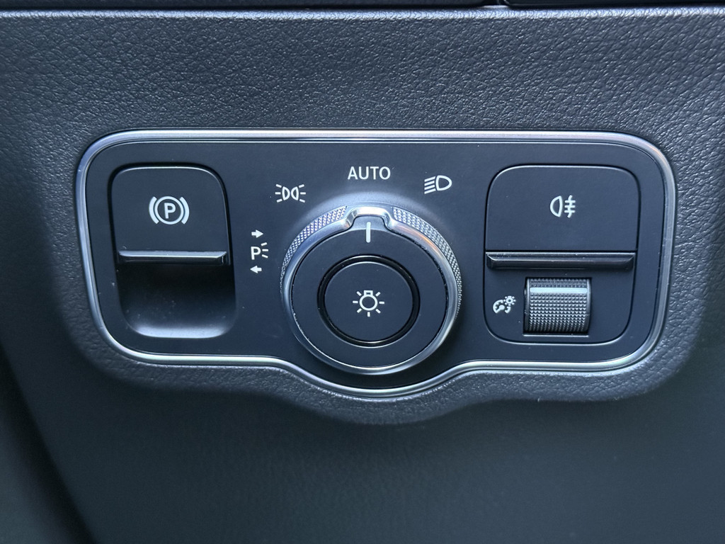 Mercedes-Benz B-Klasse (L840NB) met abonnement