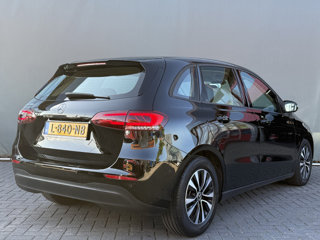 Mercedes-Benz B-Klasse (L840NB) met abonnement