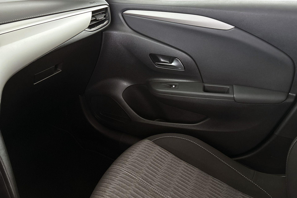 Opel Corsa (T791FD) met abonnement