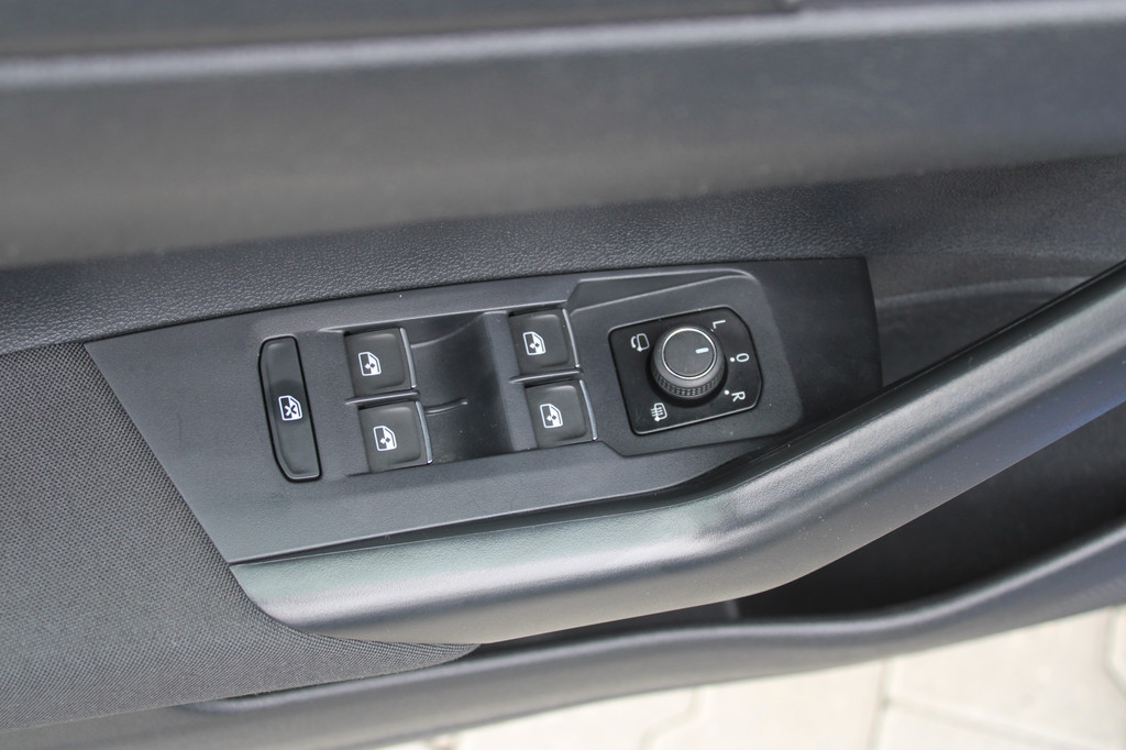 Volkswagen Polo (KSV04S) met abonnement