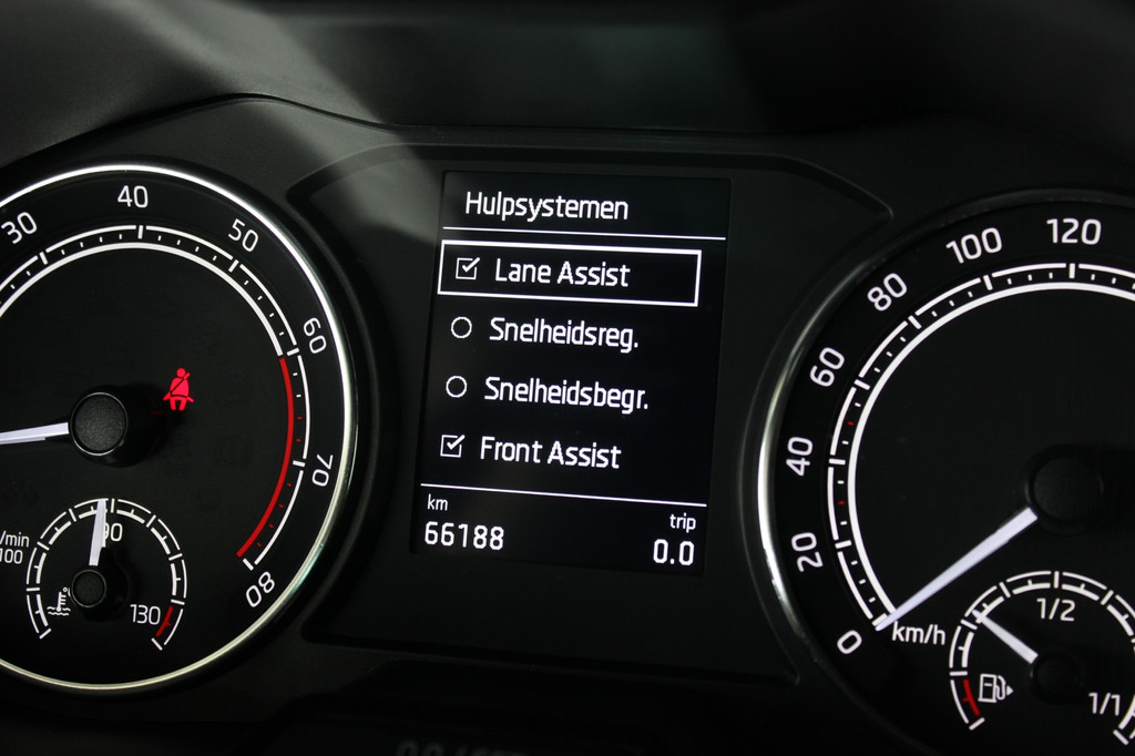 ŠKODA Scala (X664NS) met abonnement
