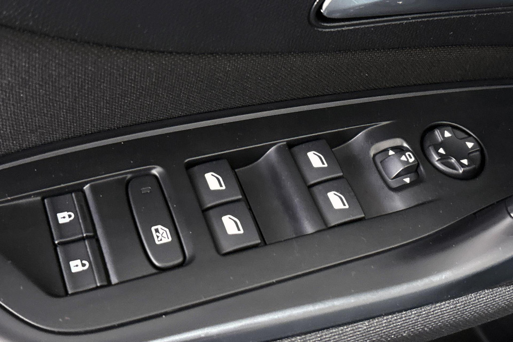 Peugeot 308 (T380JV) met abonnement