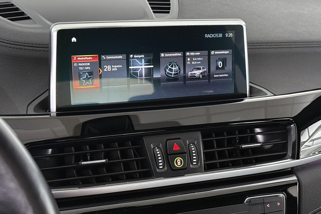 BMW X1 (KTD52K) met abonnement