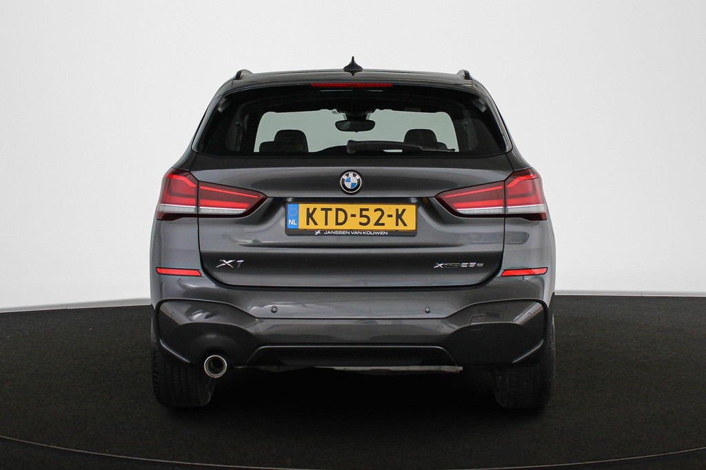 BMW X1 (KTD52K) met abonnement
