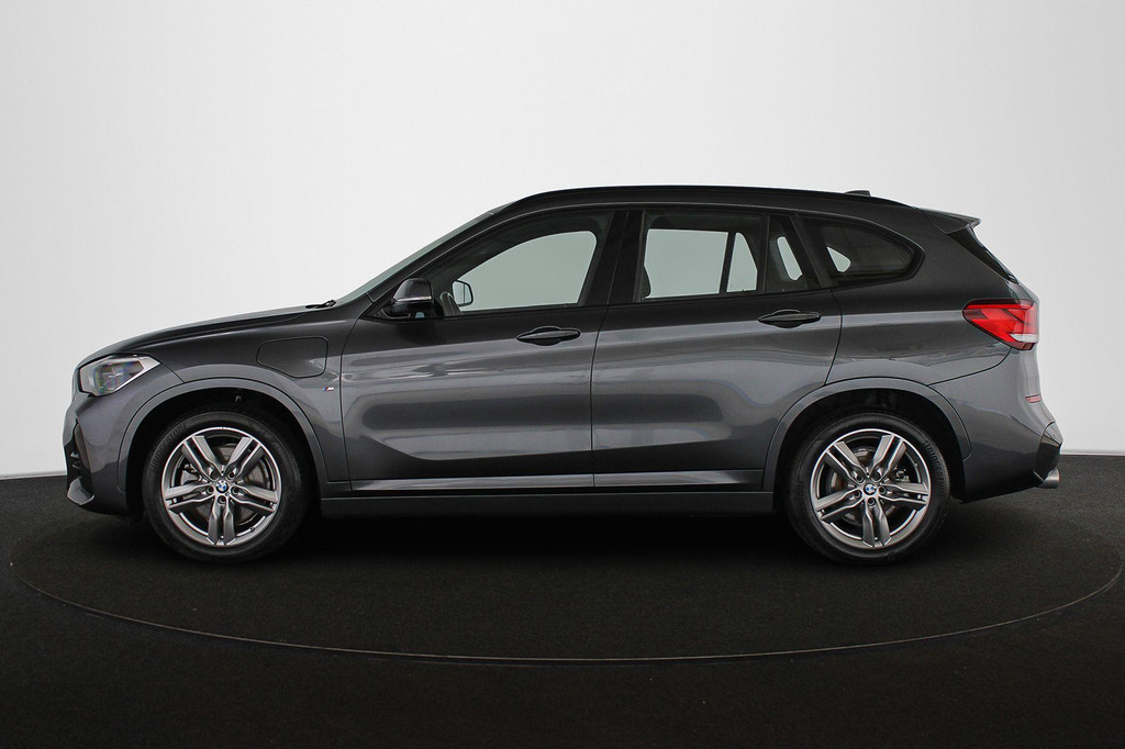 BMW X1 (KTD52K) met abonnement