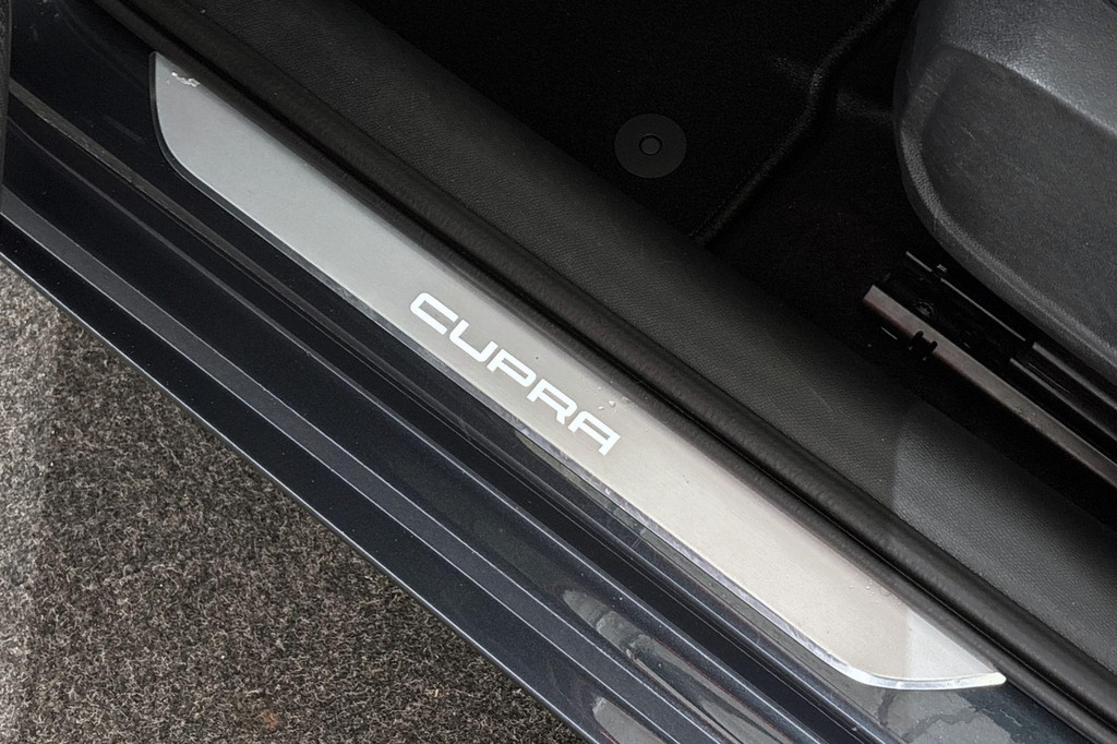 CUPRA Leon Sportstourer (KSZ73D) met abonnement