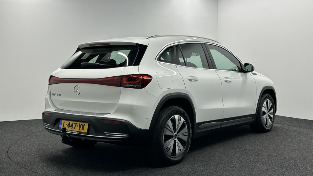 Mercedes-Benz EQA (L447VK) met abonnement