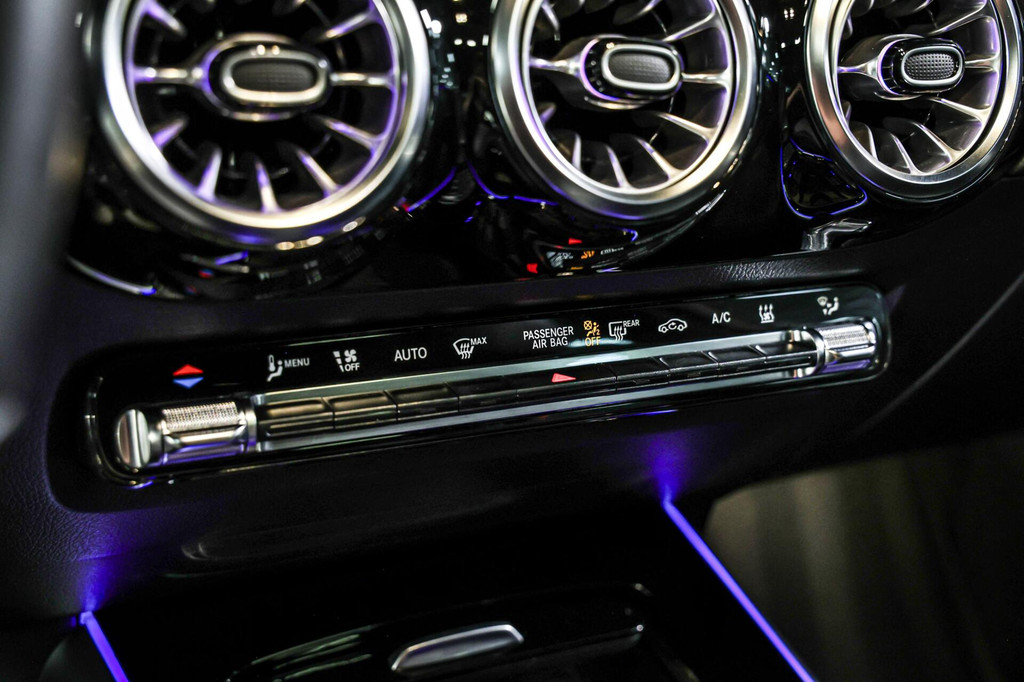 Mercedes-Benz EQA (L447VK) met abonnement
