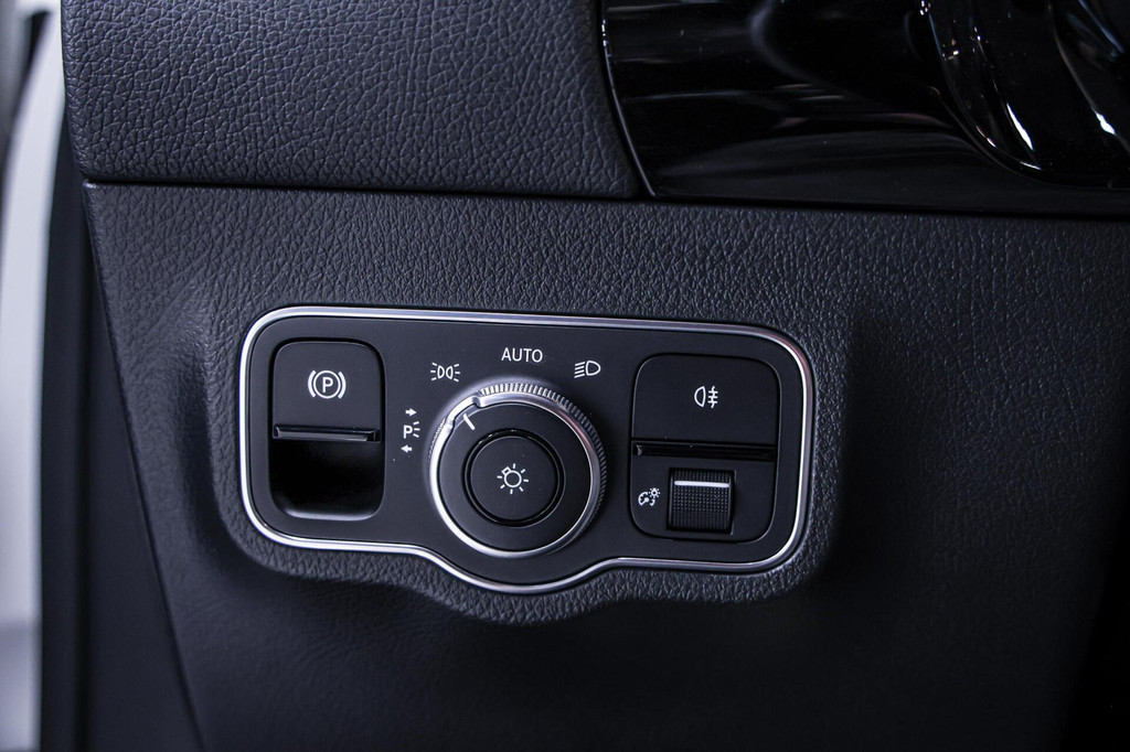Mercedes-Benz EQA (L447VK) met abonnement
