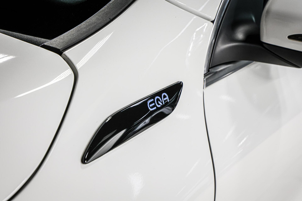 Mercedes-Benz EQA (L447VK) met abonnement
