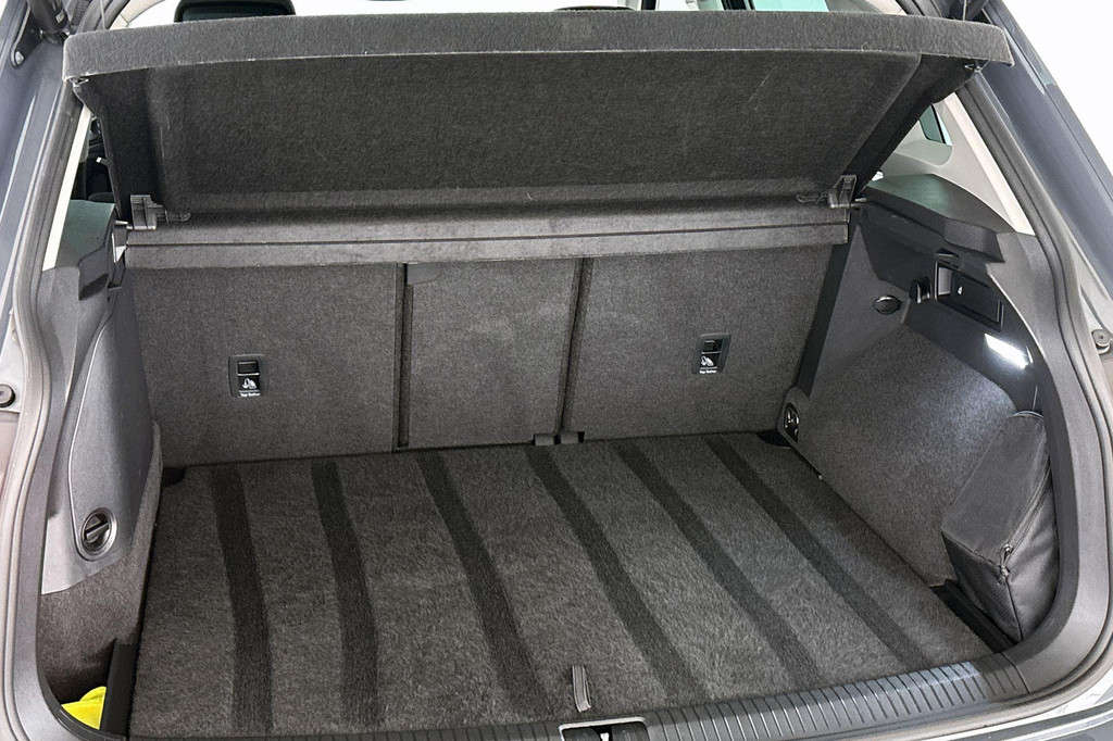 Volkswagen Tiguan (KTF60S) met abonnement