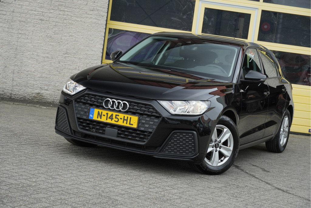 Audi A1 (N145HL) met abonnement