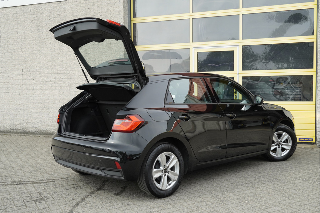 Audi A1 (N145HL) met abonnement