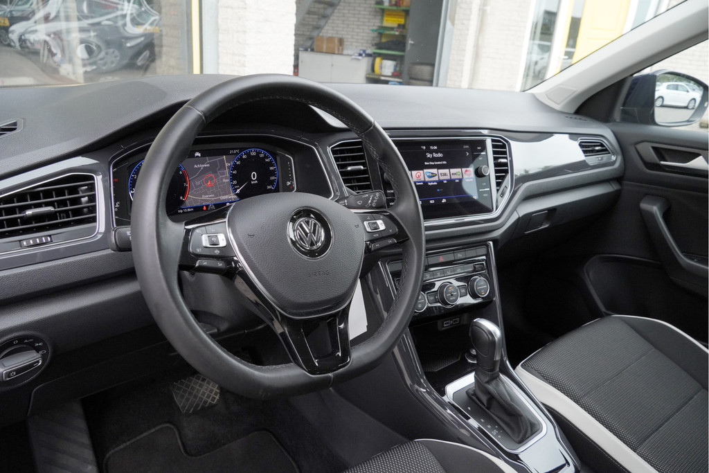 Volkswagen T-Roc (J735BK) met abonnement