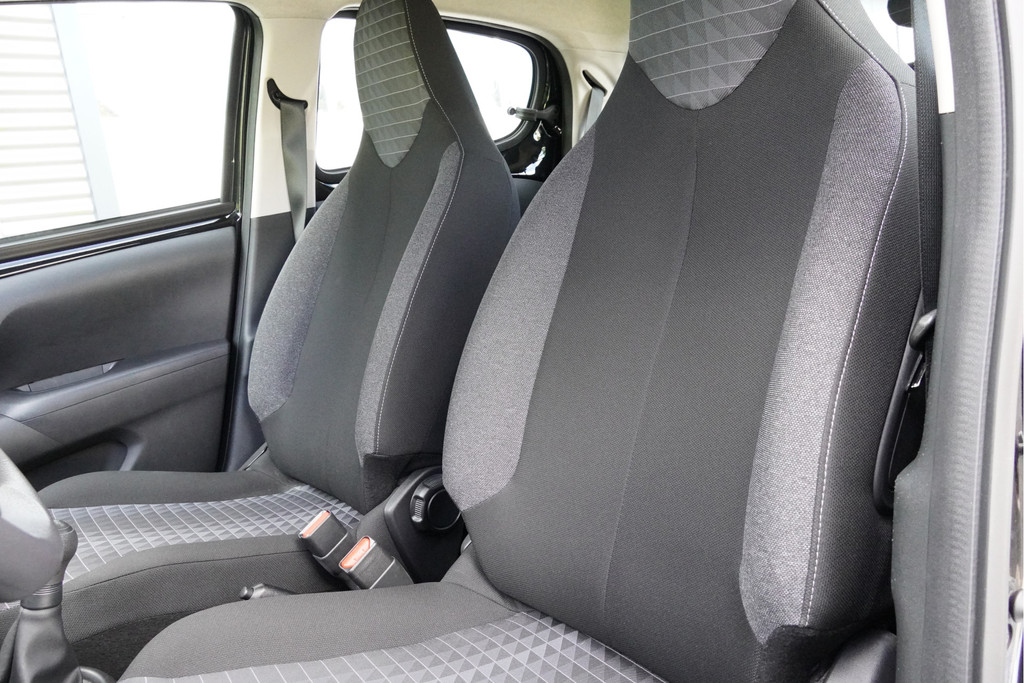 Peugeot 108 (L073NJ) met abonnement