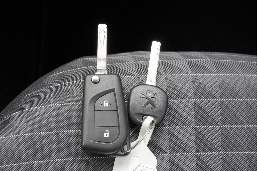 Peugeot 108 (L073NJ) met abonnement