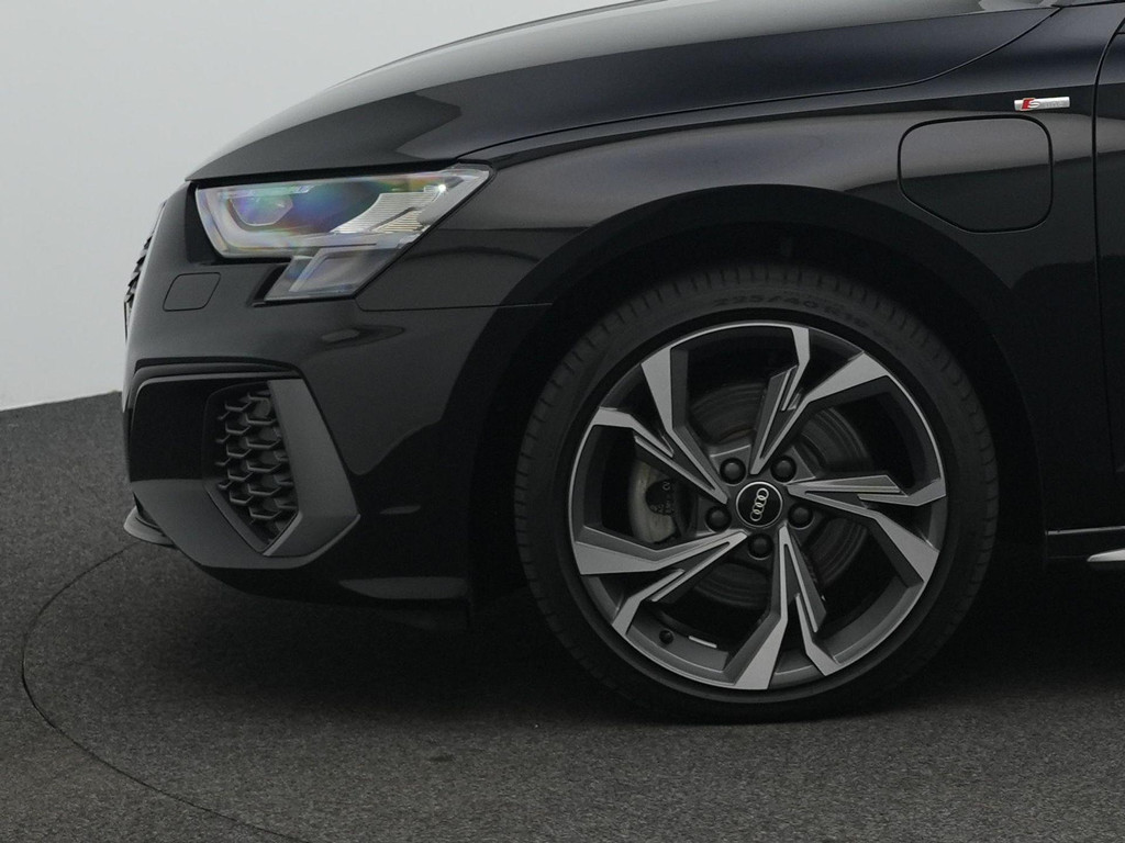 Audi A3 (KVD81G) met abonnement