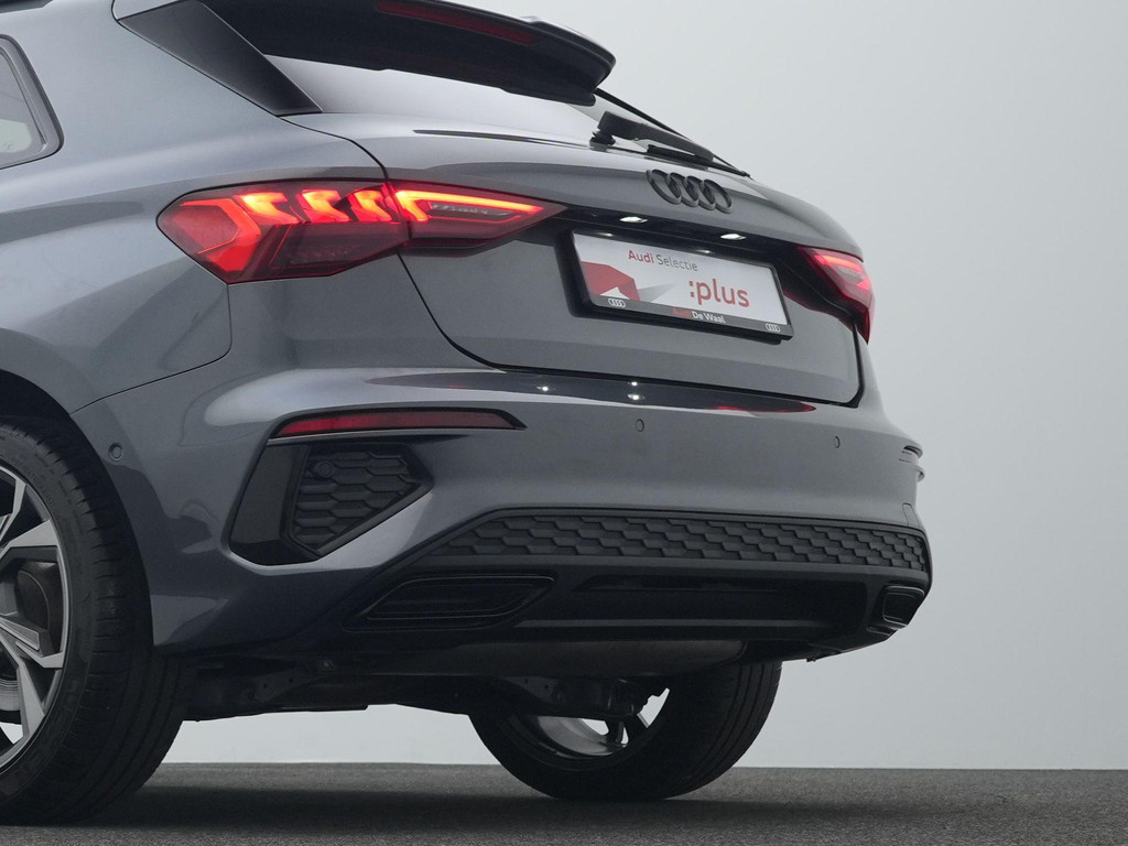 Audi A3 (KVD67K) met abonnement