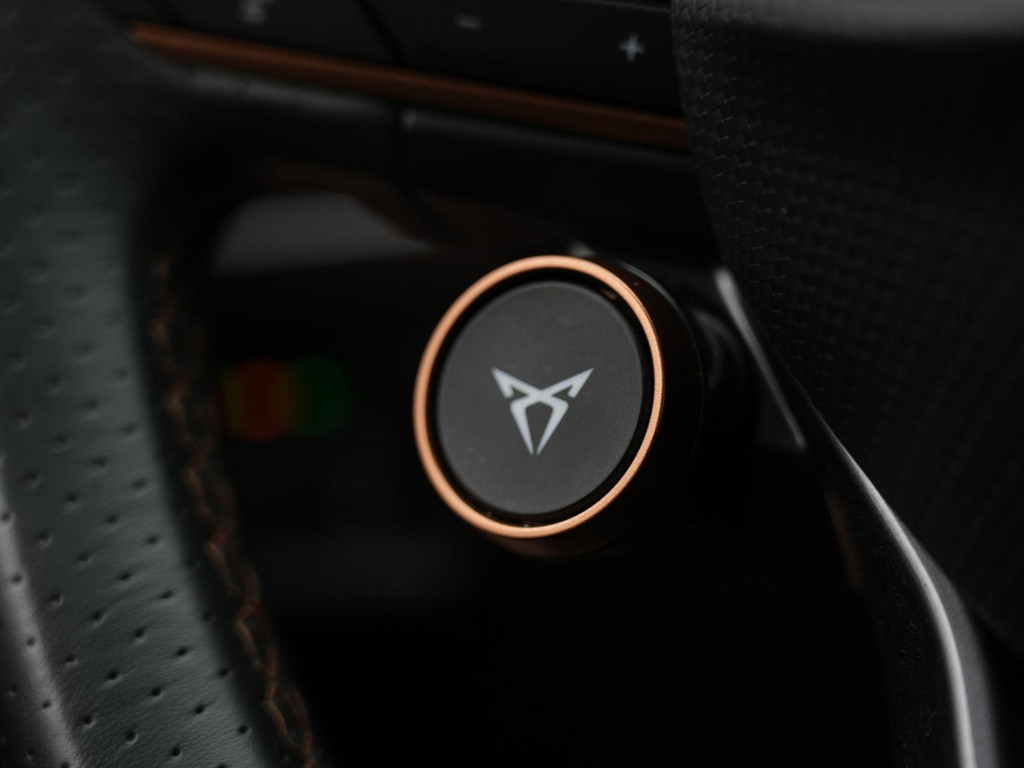 CUPRA Formentor (KVD80K) met abonnement