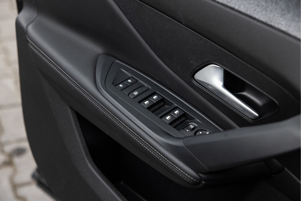 Peugeot 408 (HLH25H) met abonnement