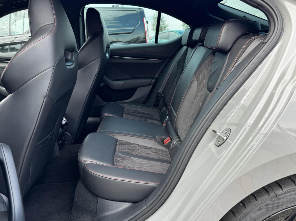 ŠKODA Octavia (N774KG) met abonnement