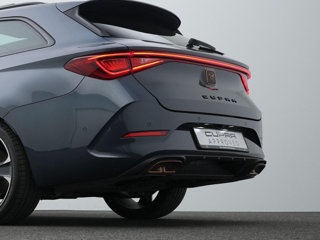 CUPRA Leon Sportstourer (KSF12H) met abonnement