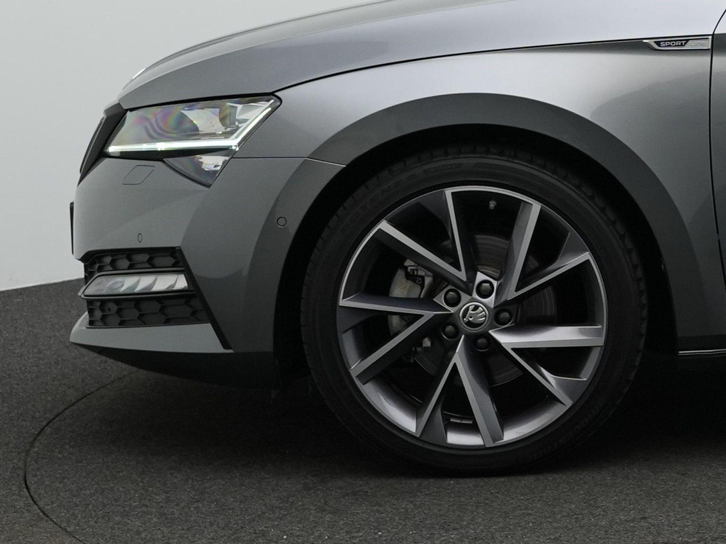 ŠKODA Superb (KSN35B) met abonnement