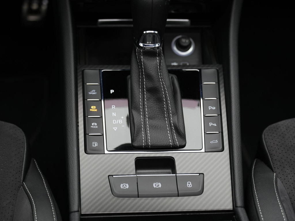 ŠKODA Superb (KSN35B) met abonnement