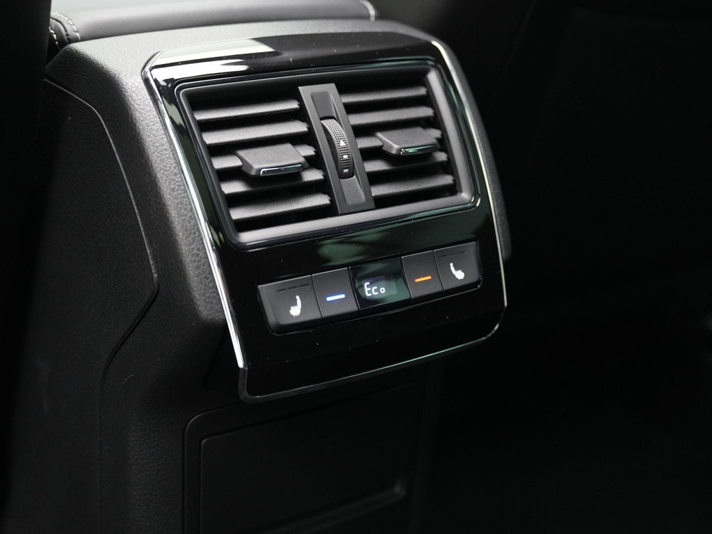 ŠKODA Superb (KSN35B) met abonnement