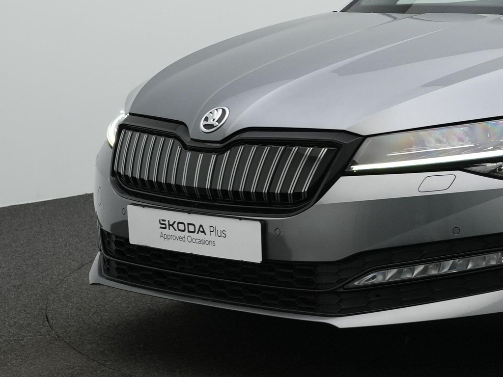 ŠKODA Superb (KSN35B) met abonnement