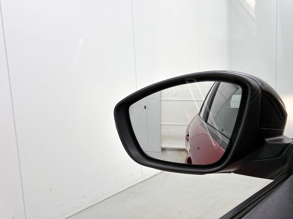 Peugeot 208 (KRV06S) met abonnement