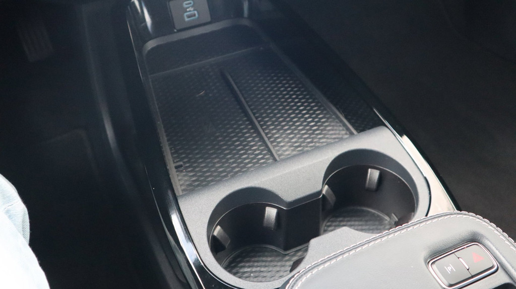 Ford Mustang Mach-E (L674LR) met abonnement