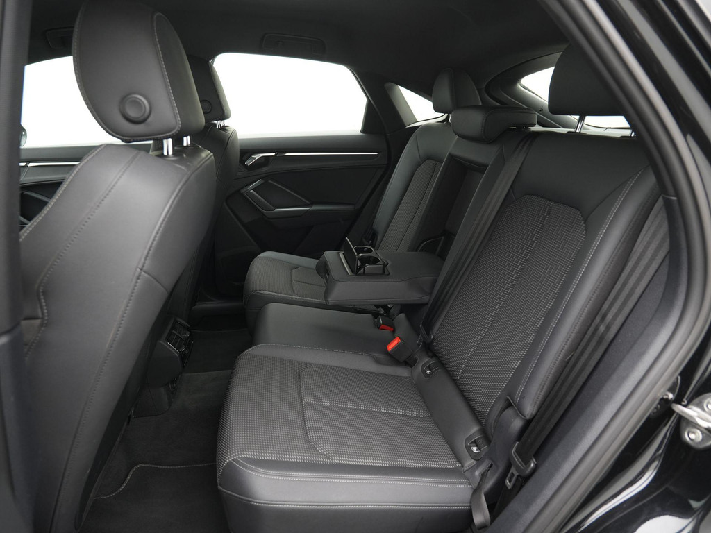 Audi Q3 Sportback (KRG99L) met abonnement
