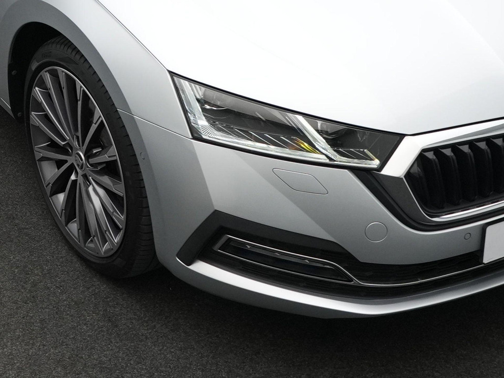 ŠKODA Octavia (KSV10R) met abonnement