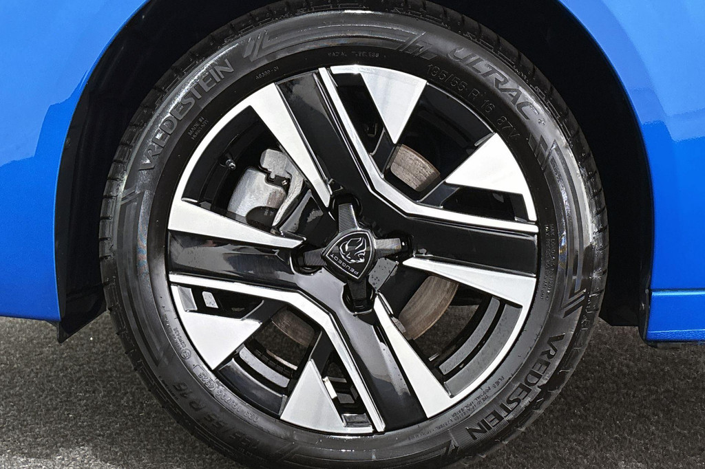 Peugeot 208 (HNT82F) met abonnement