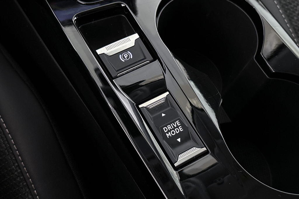 Peugeot 208 (HNT82F) met abonnement