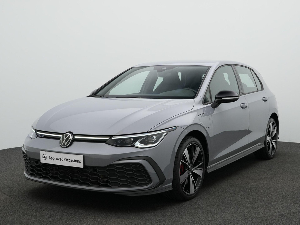 Volkswagen Golf GTE (KRP56N) met abonnement