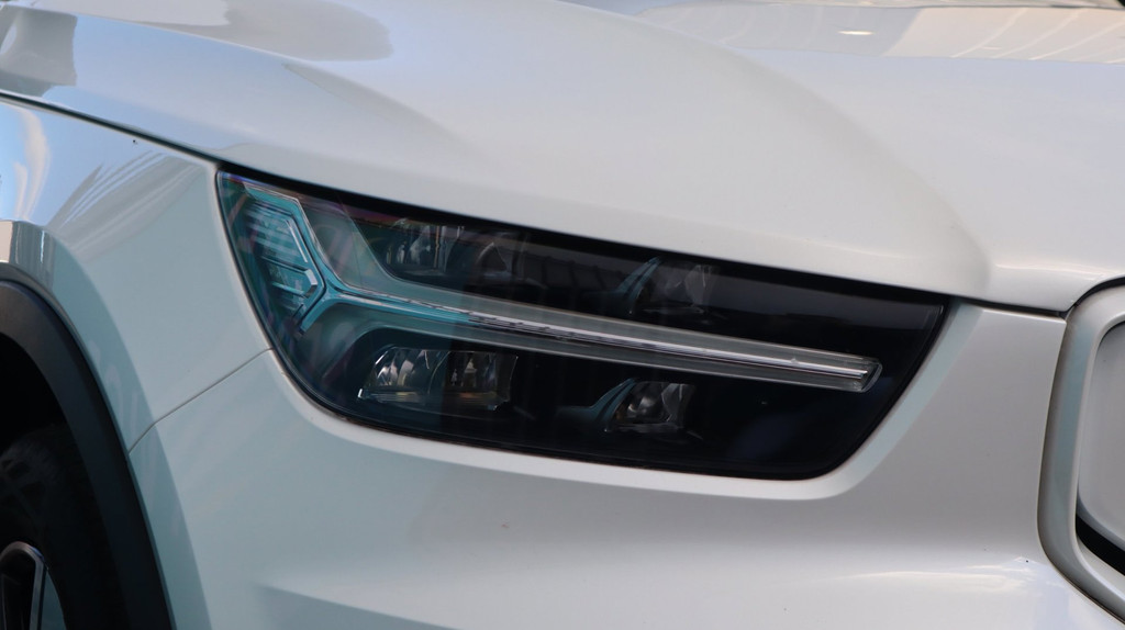 Volvo XC40 (L764KP) met abonnement