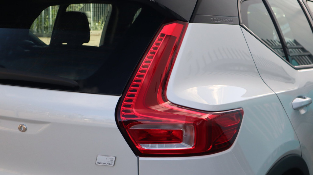 Volvo XC40 (L764KP) met abonnement
