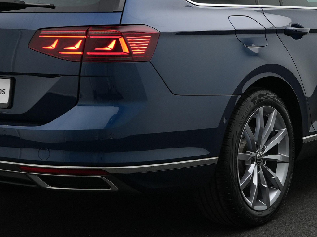 Volkswagen Passat (KSR74K) met abonnement