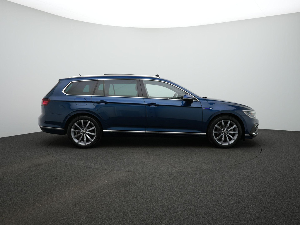 Volkswagen Passat (KSR74K) met abonnement