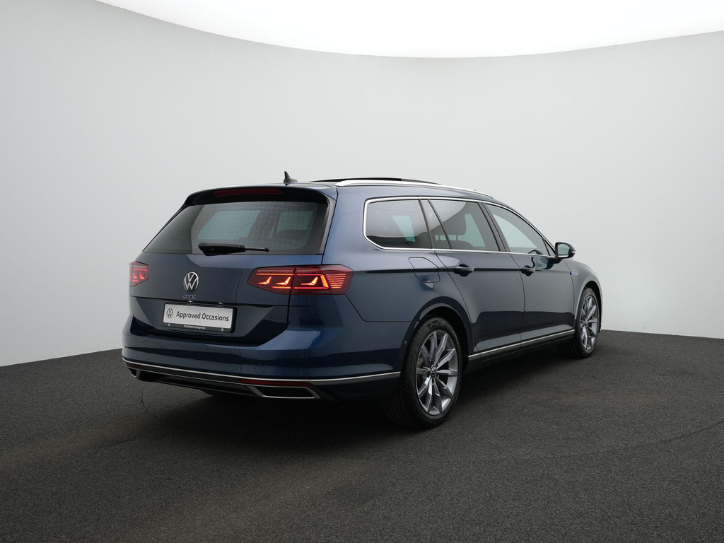 Volkswagen Passat (KSR74K) met abonnement