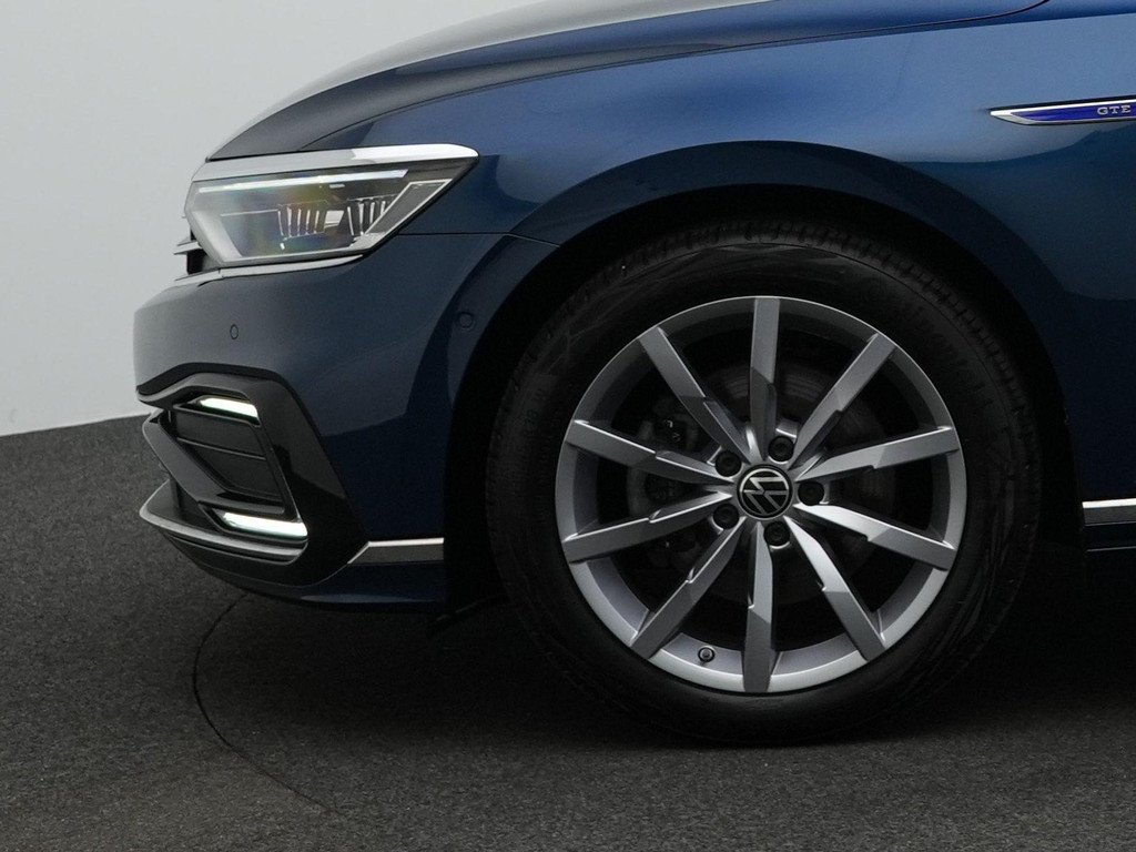 Volkswagen Passat (KSR74K) met abonnement