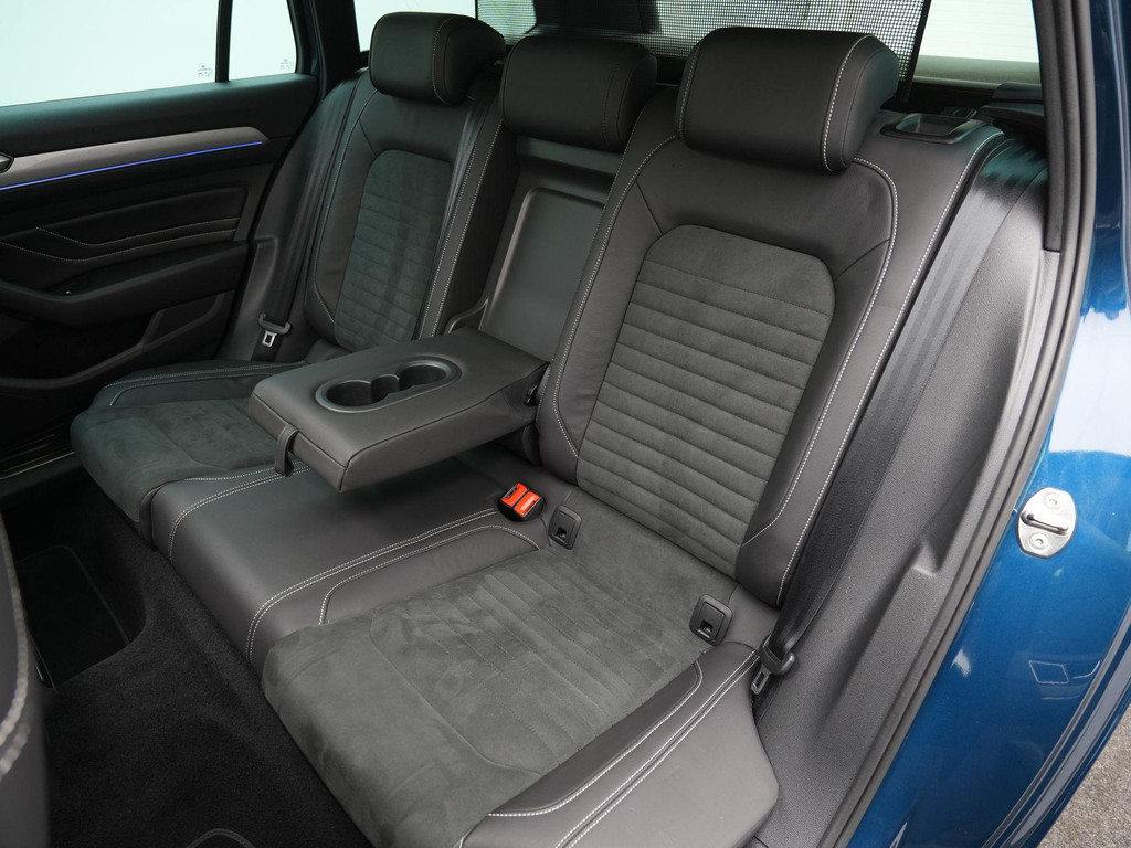 Volkswagen Passat (KSR74K) met abonnement