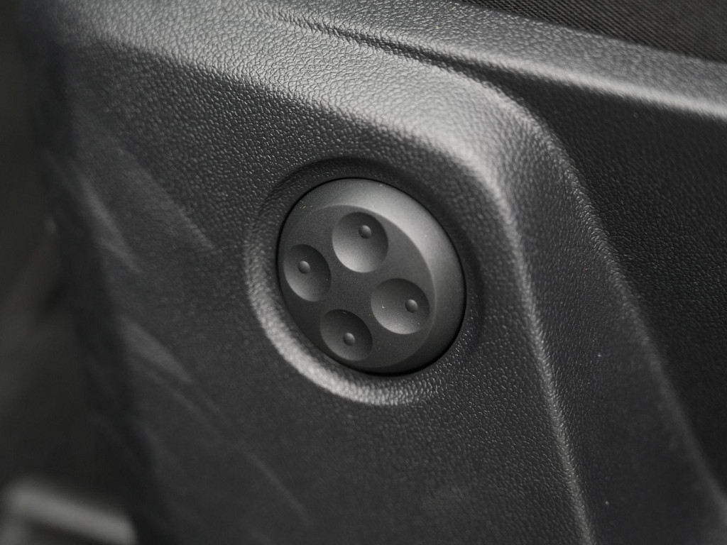 Audi Q2 (P899DV) met abonnement